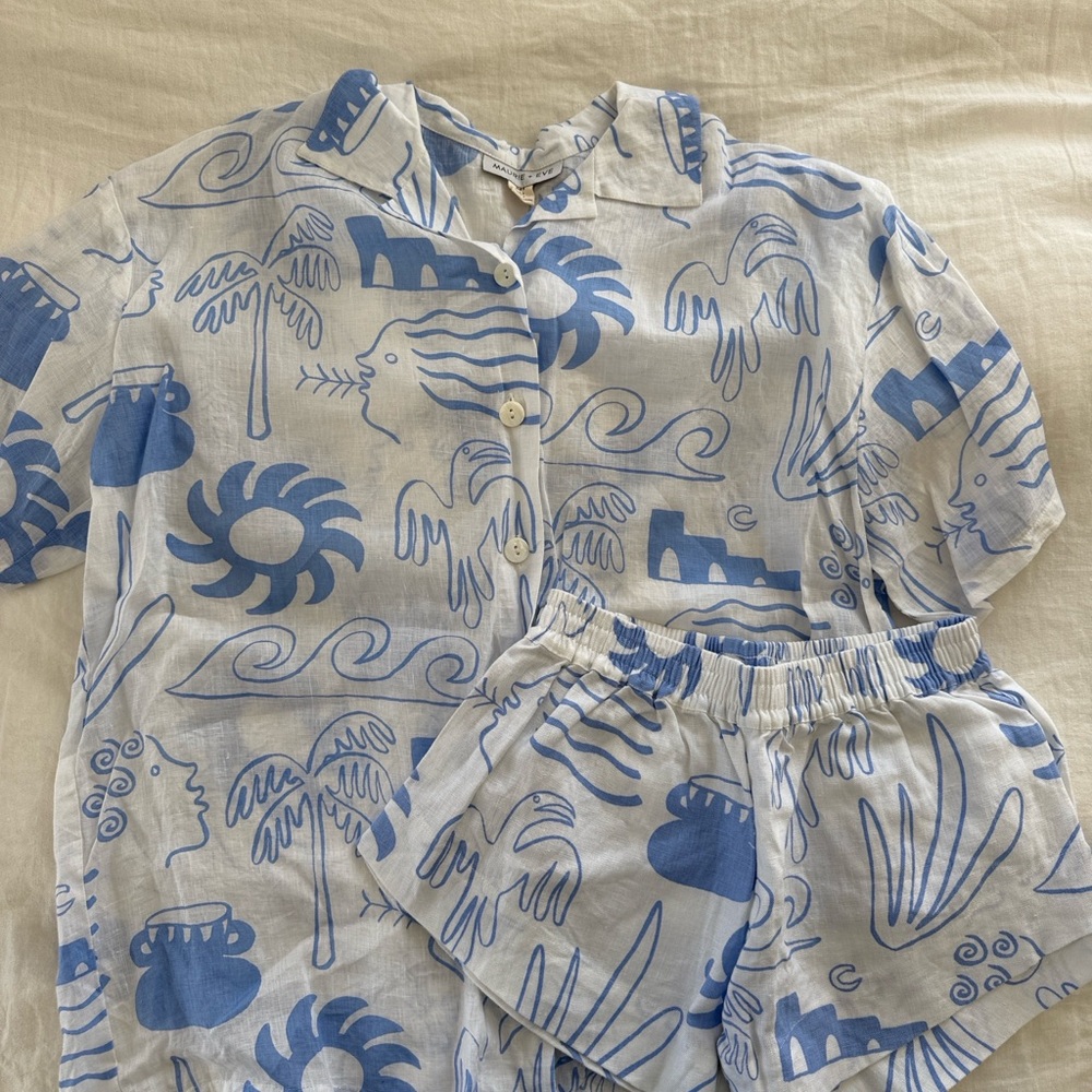 Maurie & Eve set